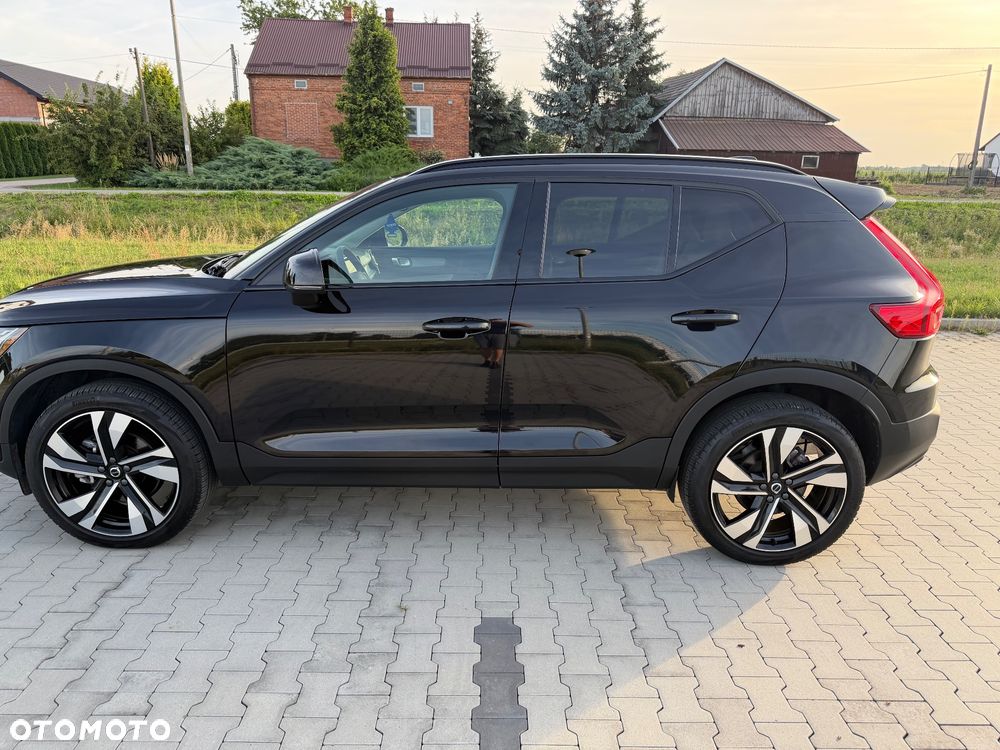 Volvo XC 40 B5 AWD Ultimate Dark - 8