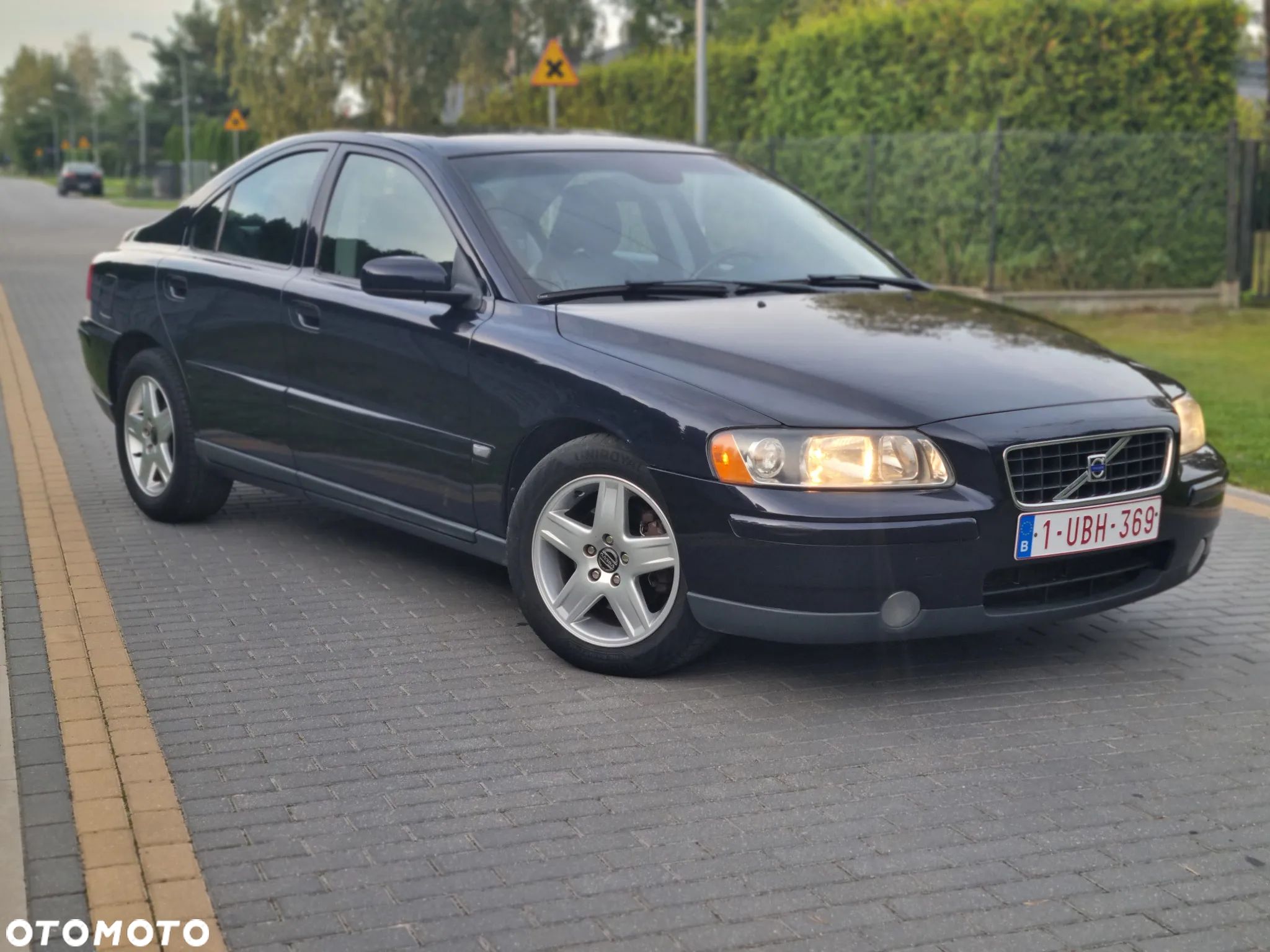 Volvo S60 2.4D Momentum - 1