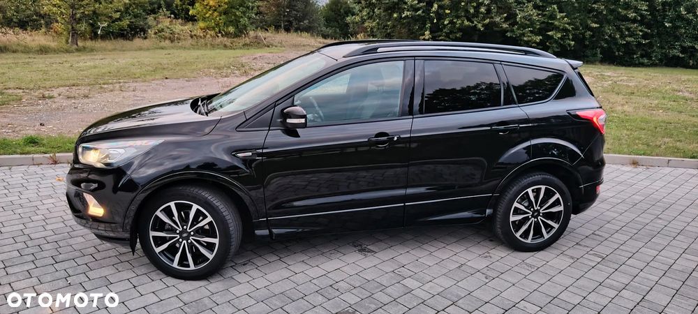 Ford Kuga 1.5 EcoBoost 2x4 ST-Line - 15