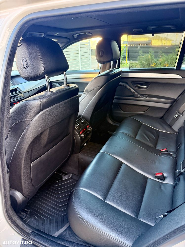BMW Seria 5 520d AT - 7