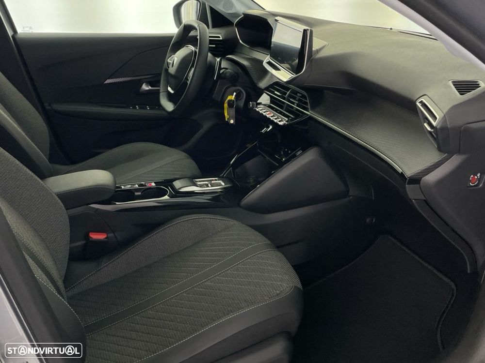 Peugeot 208 1.2 Hybrid Allure e-DCS6 - 22