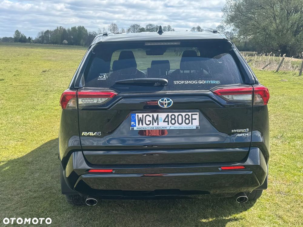 Toyota RAV4 2.5 Hybrid Black Edition by JBL 4x4 - 7