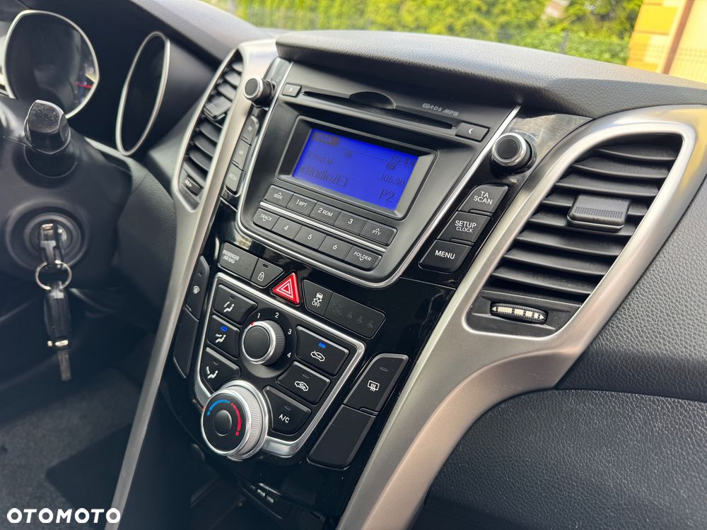 Hyundai i30 1.6 GDI Premium - 29