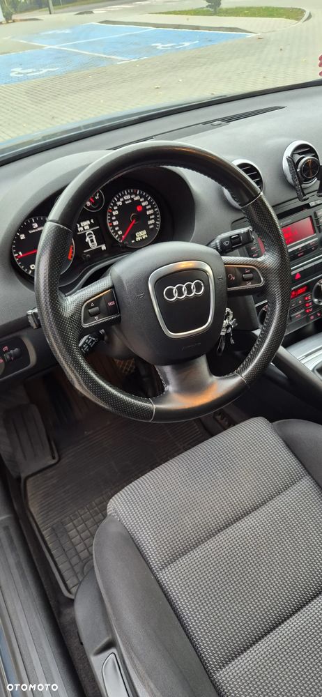 Audi A3 Sportback - 16