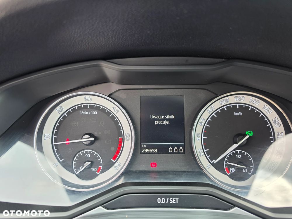 Skoda Superb 2.0 TDI 4x4 Ambition DSG - 9