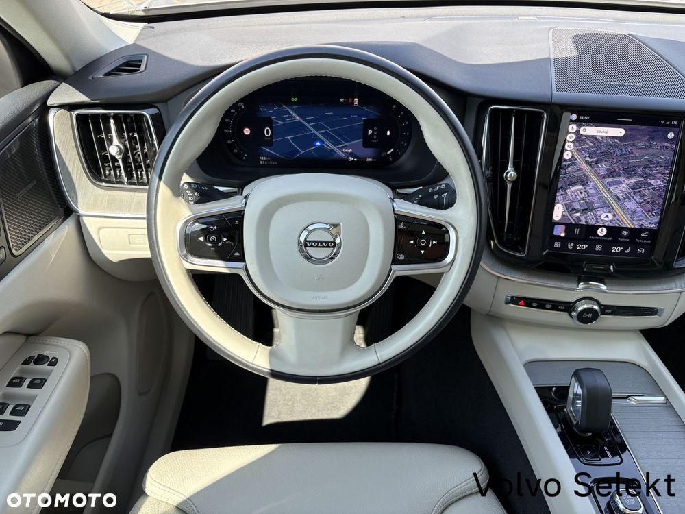 Volvo XC 60 - 22