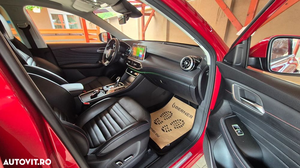 MG EHS Luxury - 10