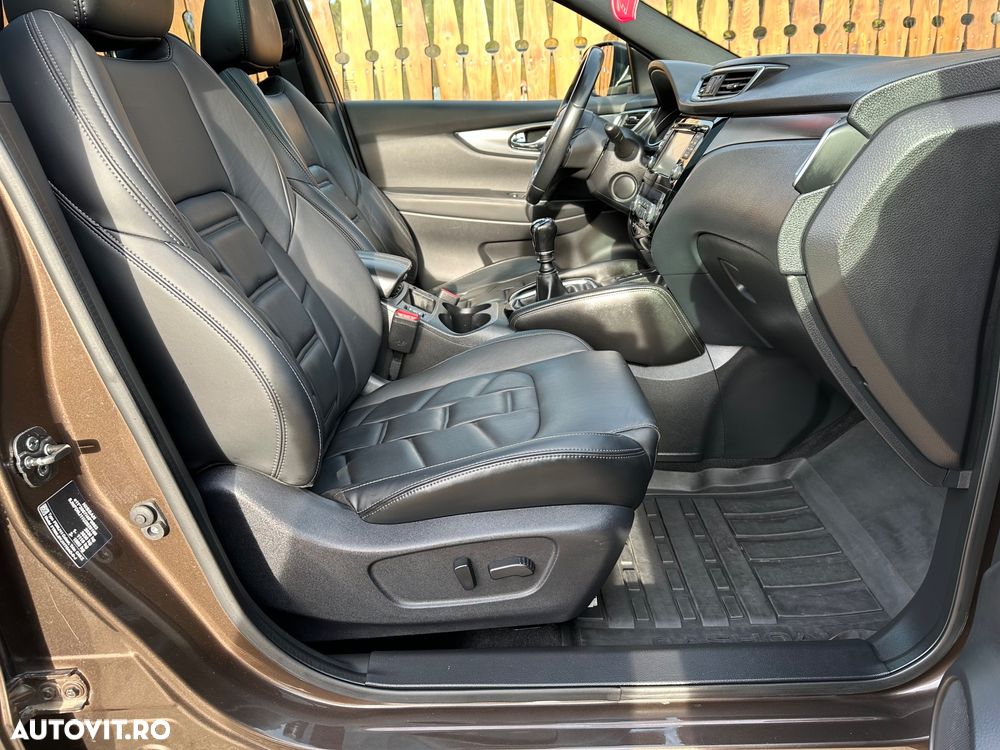 Nissan Qashqai 1.6 DCI ALL-MODE 4x4i TEKNA+ - 11