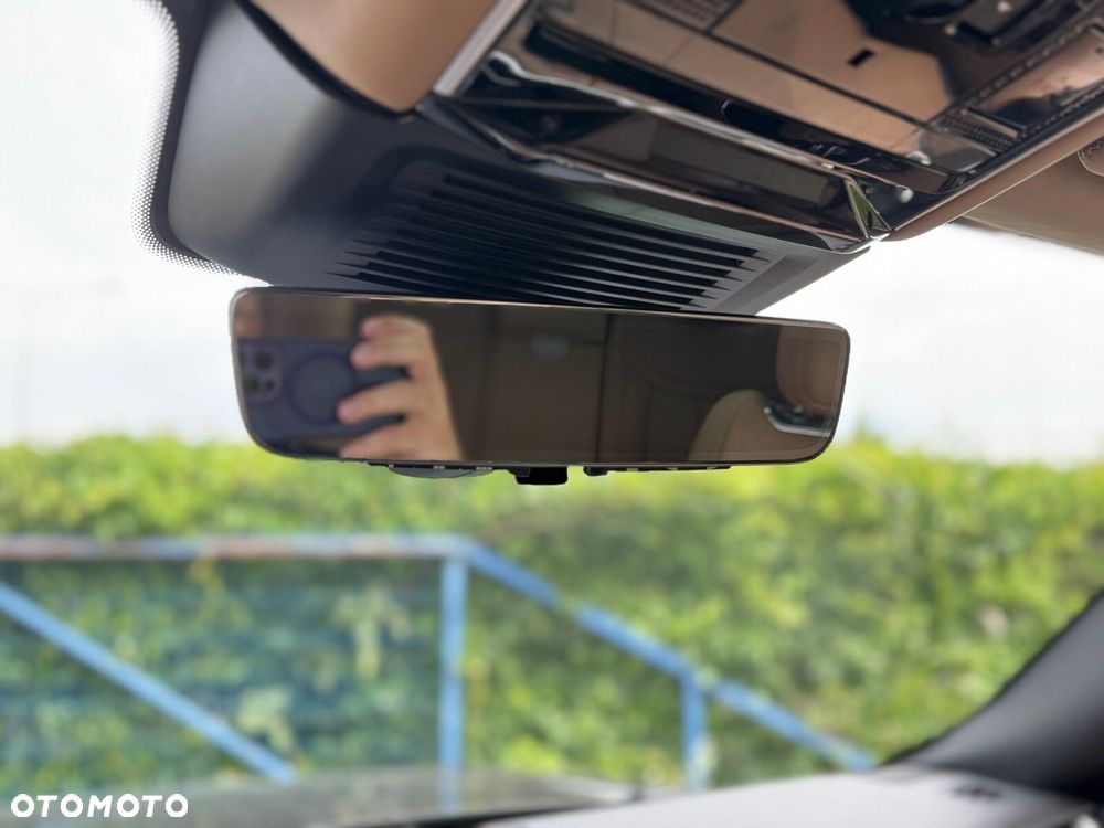 Land Rover Range Rover - 30