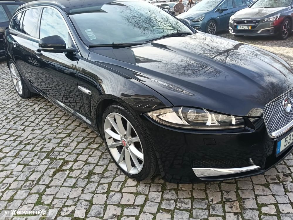 Jaguar XF Sportbrake 2.2 D R-Sport - 18