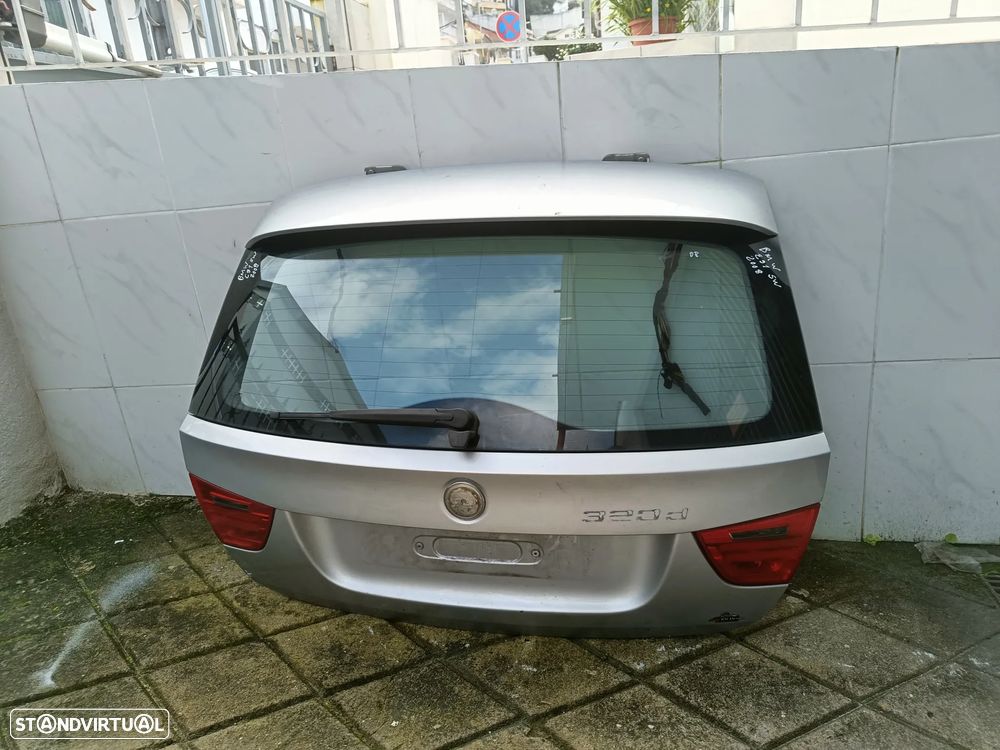 Tampa mala BMW e91 BMW 320 BMW E91 2008 - 2