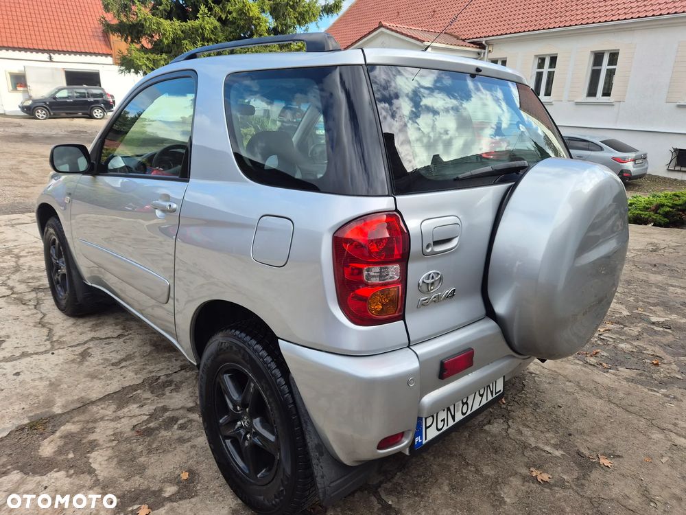Toyota RAV4 - 7