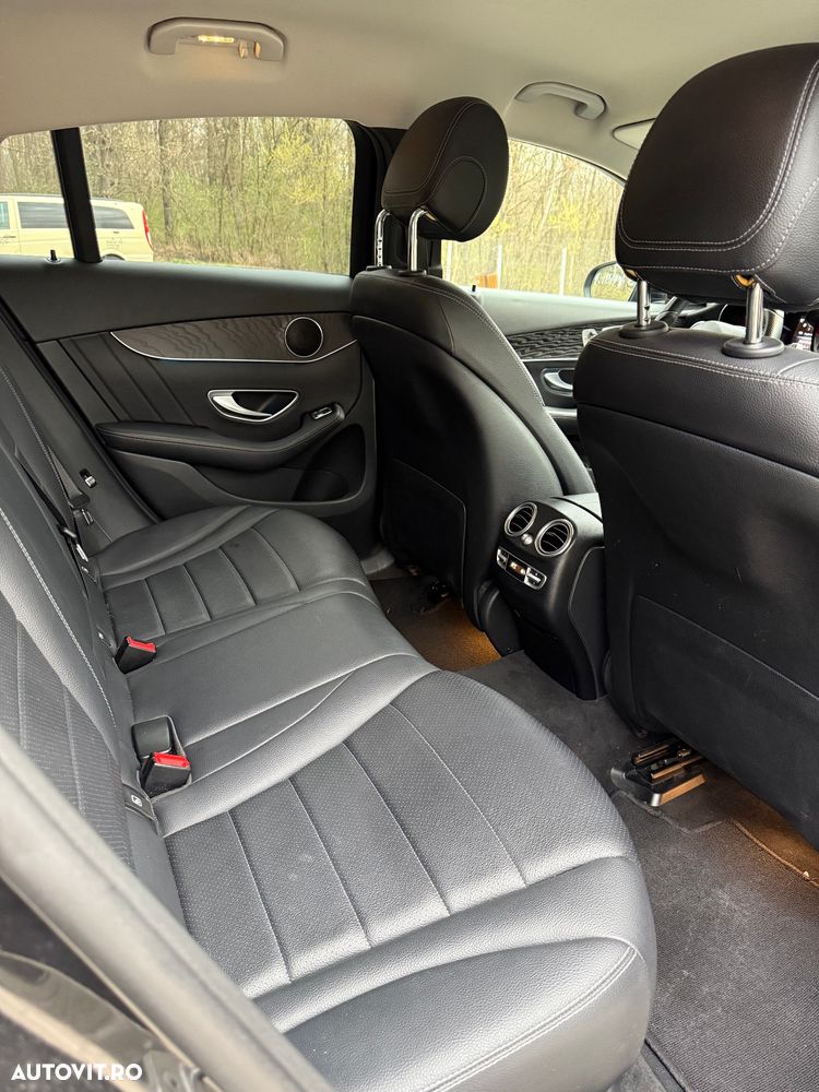 Mercedes-Benz GLC Coupe 250 d 4Matic 9G-TRONIC AMG Line - 26