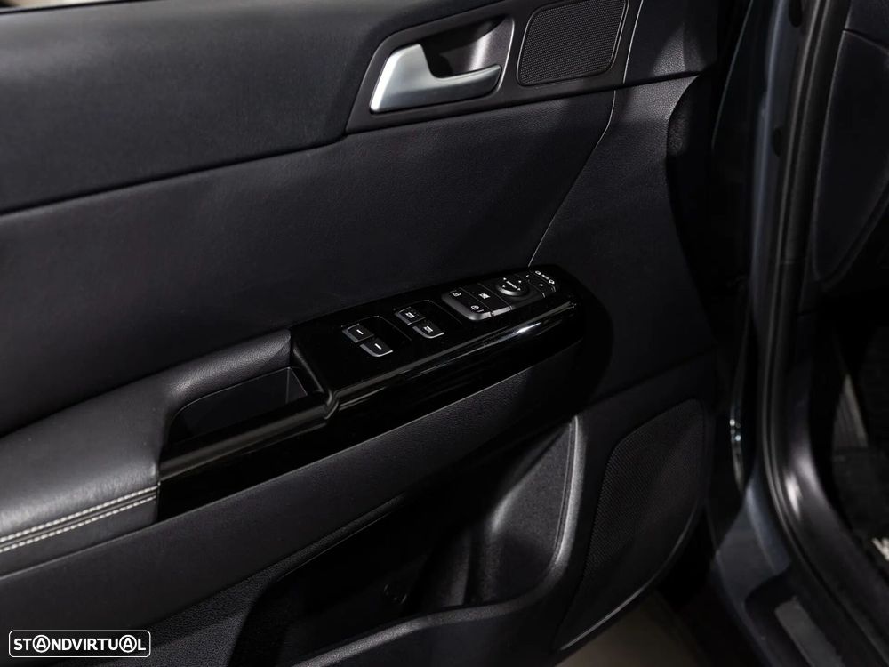Kia Sportage - 15
