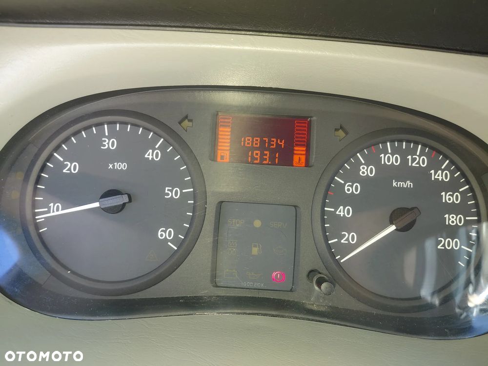 Renault Trafic - 11