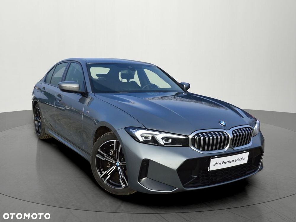 BMW Seria 3 318i M Sport - 4