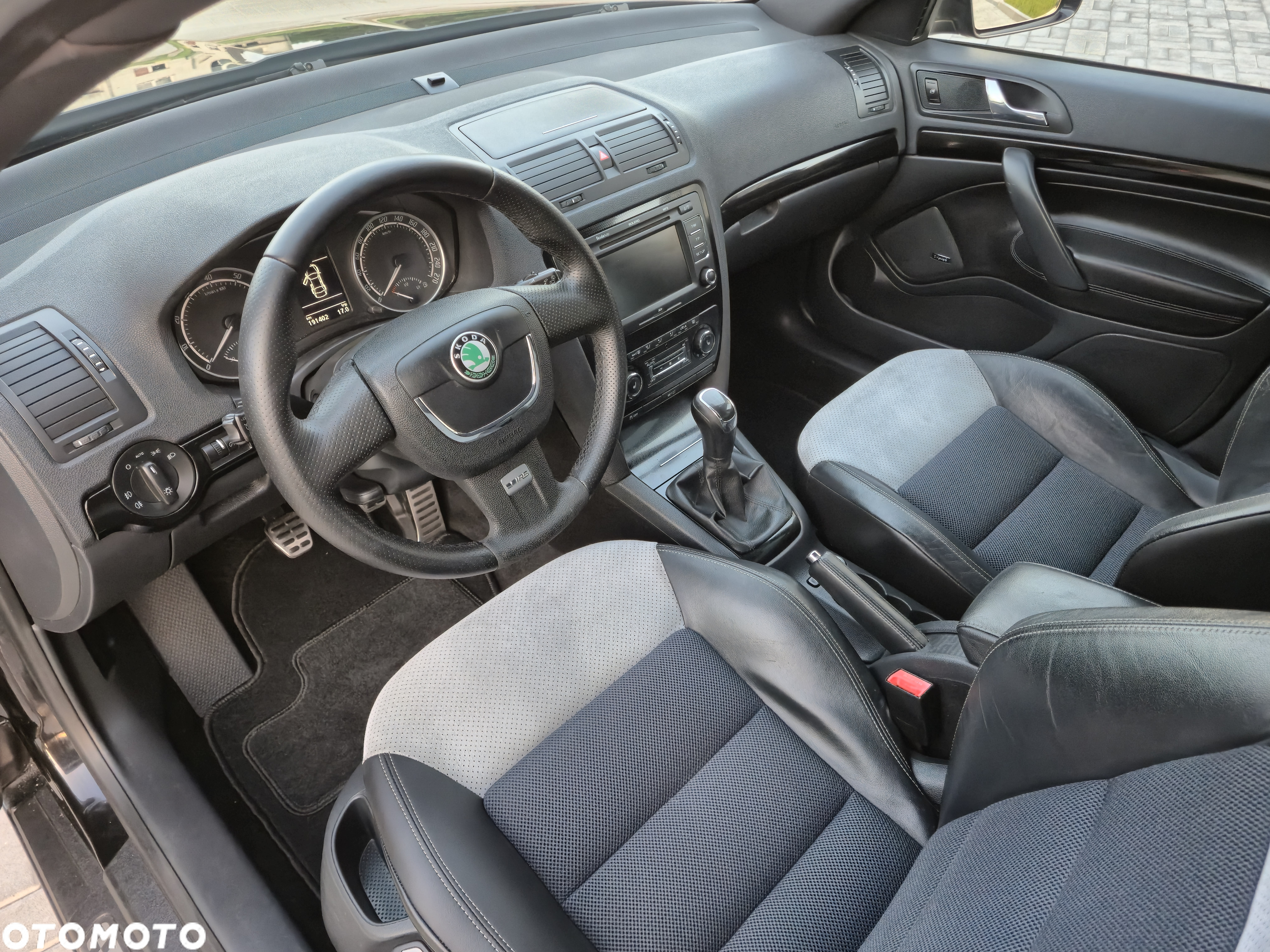 Skoda Octavia Combi 2.0 TSI RS - 5
