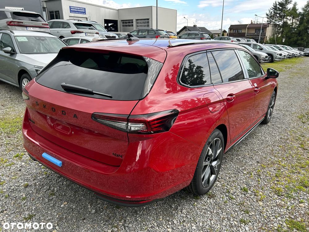 Skoda Superb 2.0 TDI SCR 4x4 Sportline DSG - 10