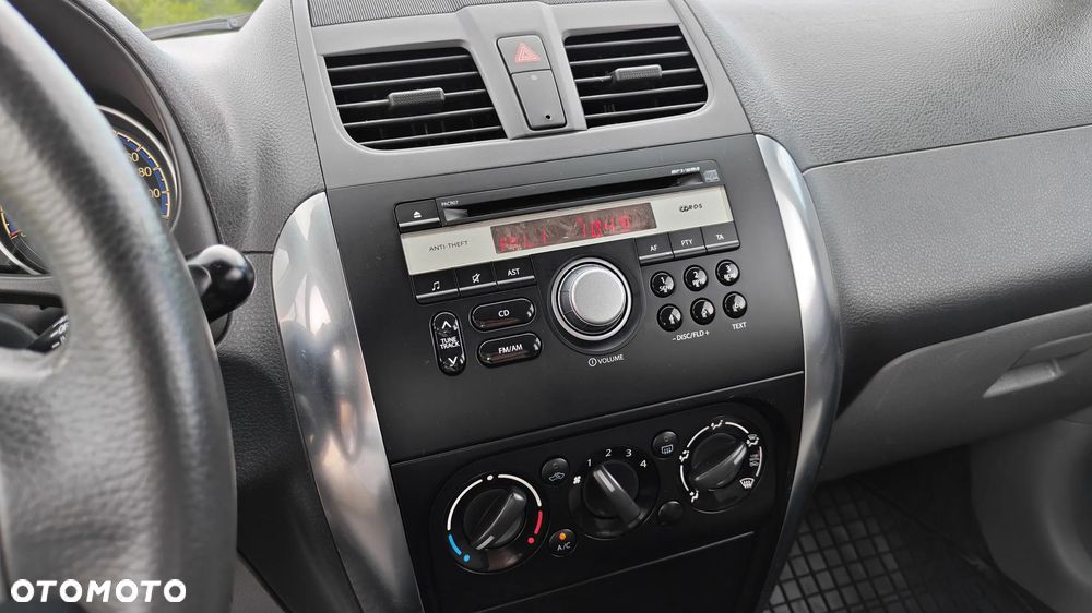 Suzuki SX4 1.6 VVT 4x4 Style - 30