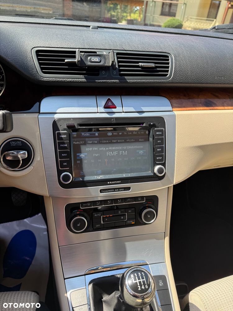 Volkswagen Passat - 7