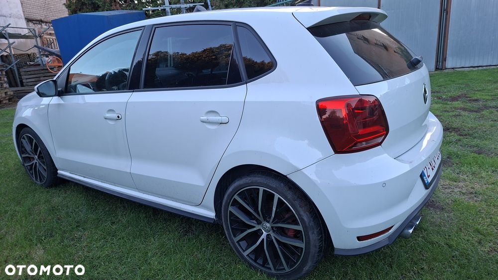 Volkswagen Polo - 3