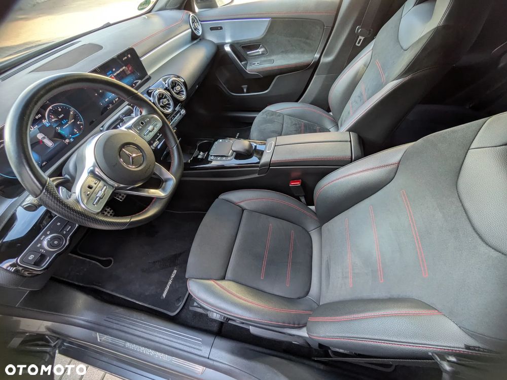 Mercedes-Benz CLA 200 d 8G-DCT AMG Line - 12