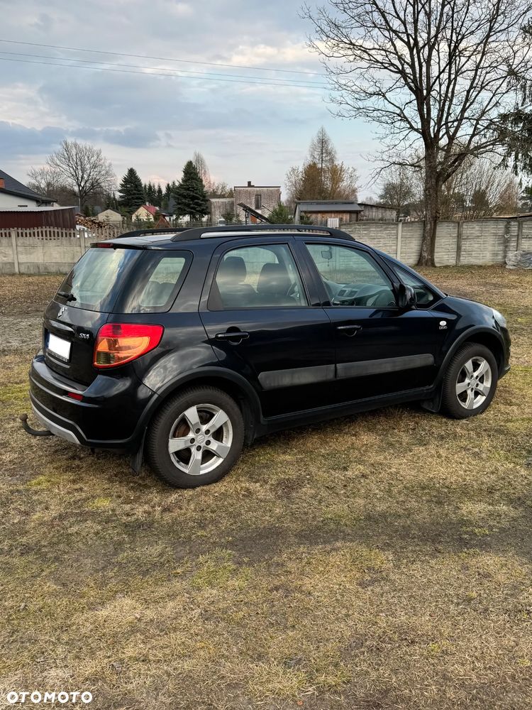 Suzuki SX4 - 4