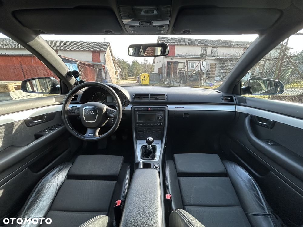 Audi A4 Avant 2.0 TDI DPF quattro S line Sportpaket (plus) - 15