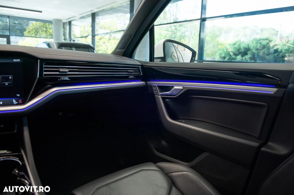 Volkswagen Touareg V6 TDI Elegance - 32