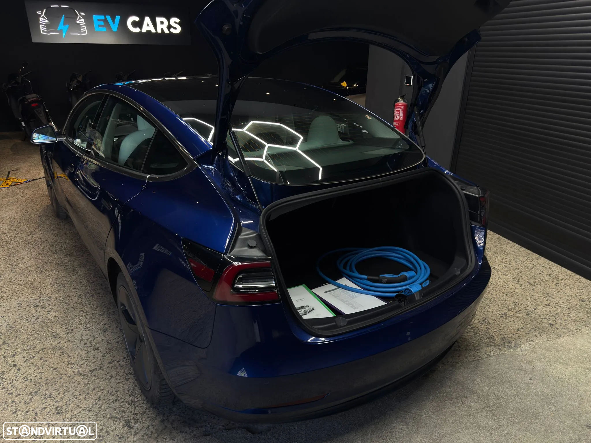 Tesla Model 3 Long-Range Dual Motor AWD - 27