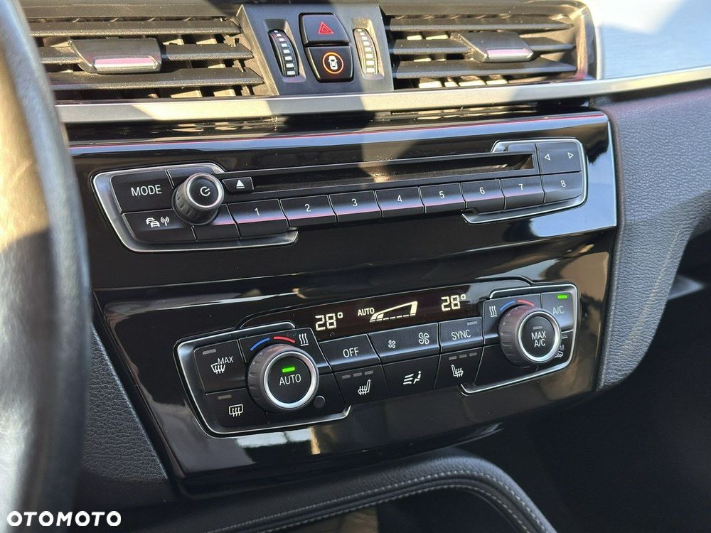 BMW X1 xDrive20i Sport - 23