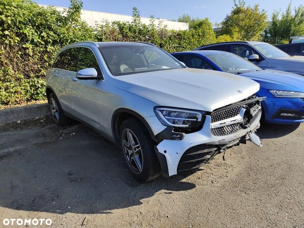 Mercedes-Benz GLC - 1