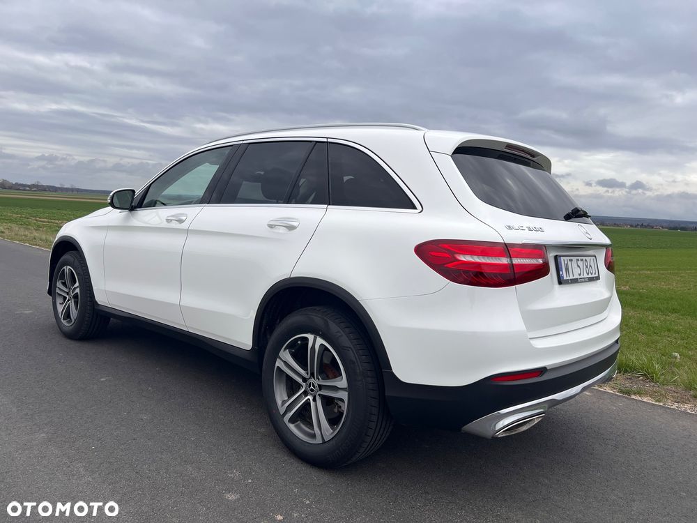 Mercedes-Benz GLC 300 4-Matic - 3