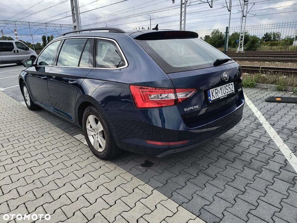 Skoda Superb 1.4 TSI ACT Ambition - 4
