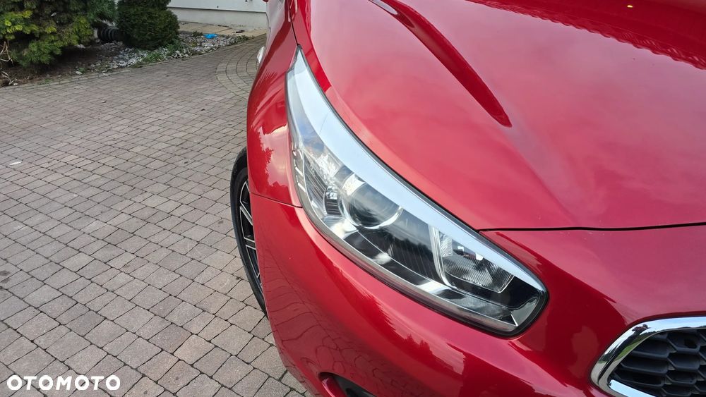 Kia Ceed - 14