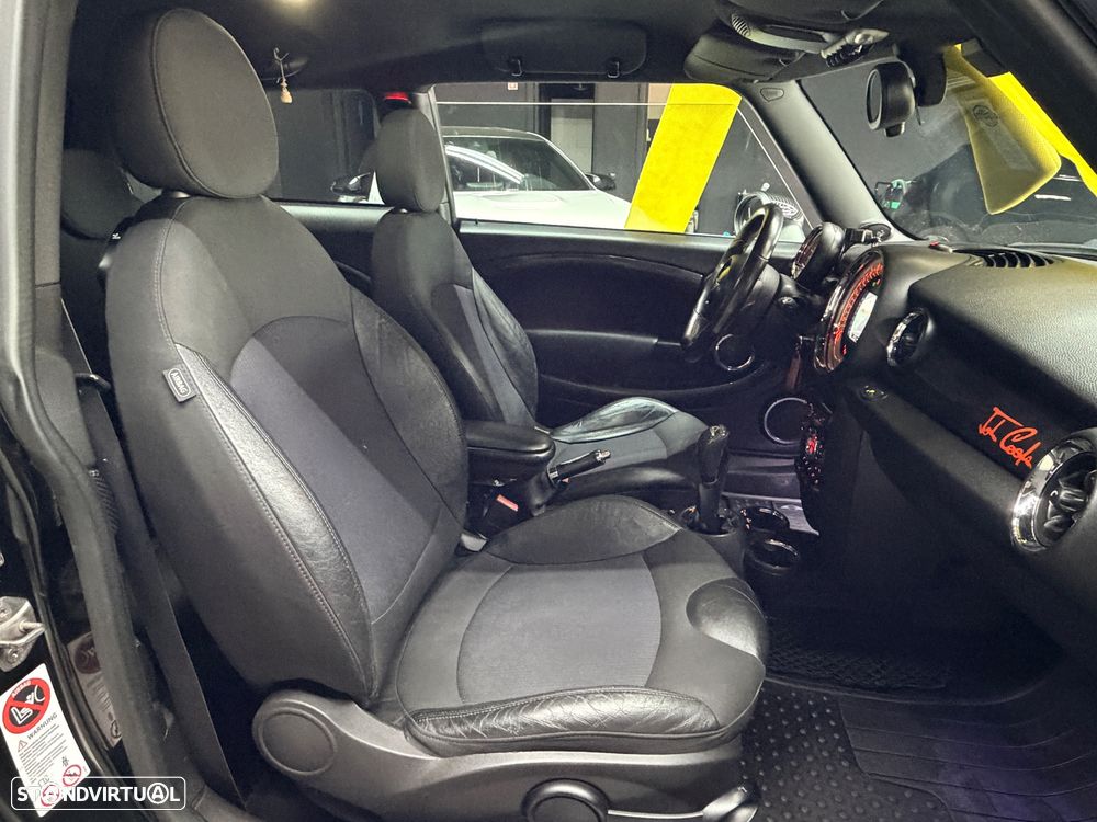 MINI 3 Portas Cooper S - 9