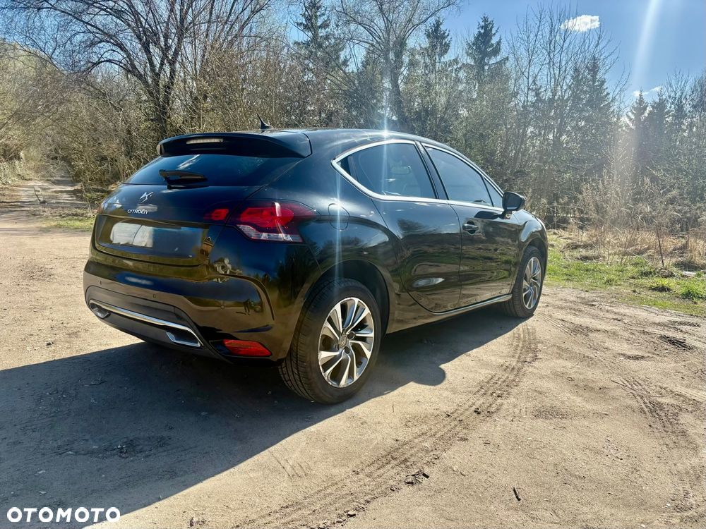 Citroën DS4 e-HDi 110 EGS6 SoChic - 5