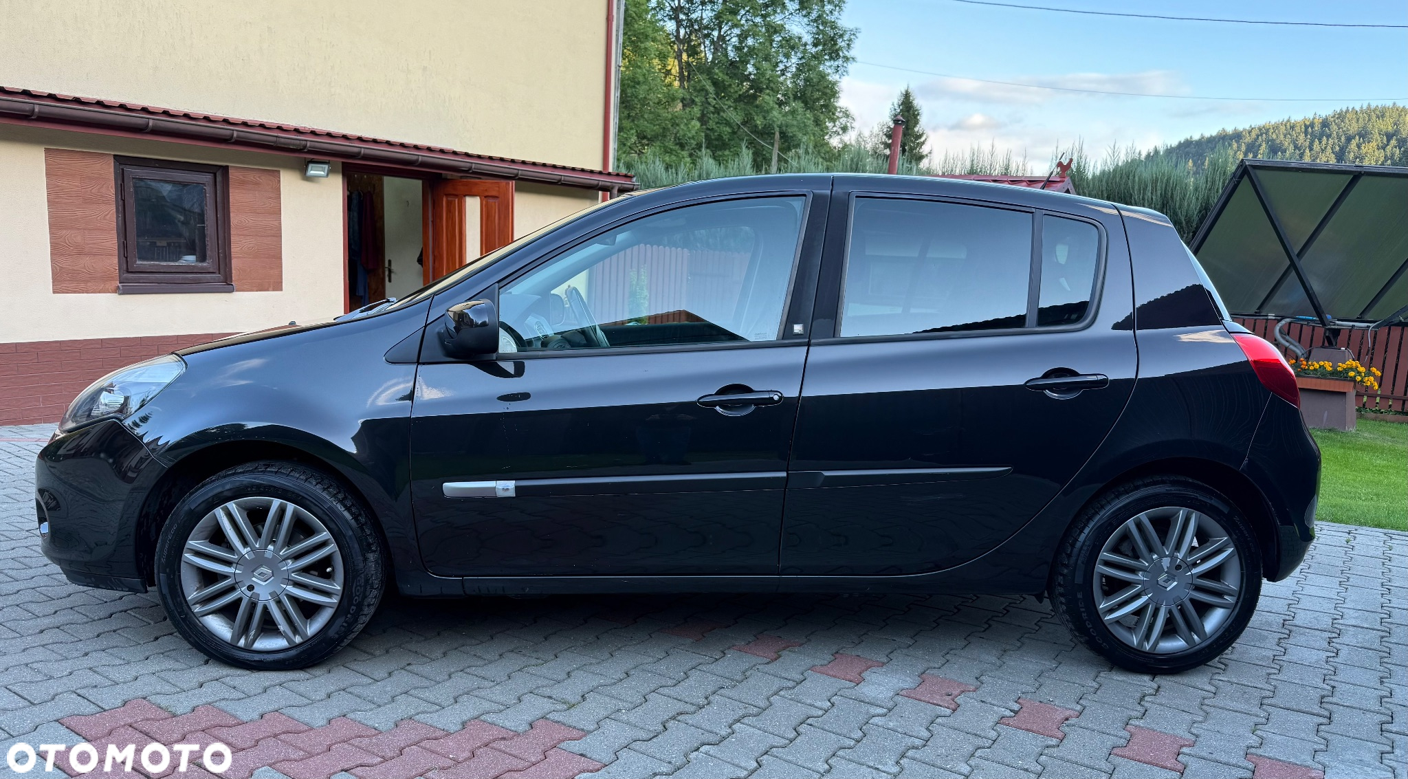 Renault Clio 1.2 16V Dwudziestka Euro5 - 3