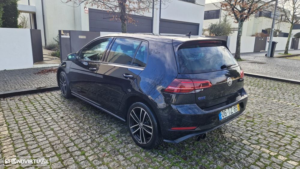 VW Golf 1.4 GTE Plug-in - 12