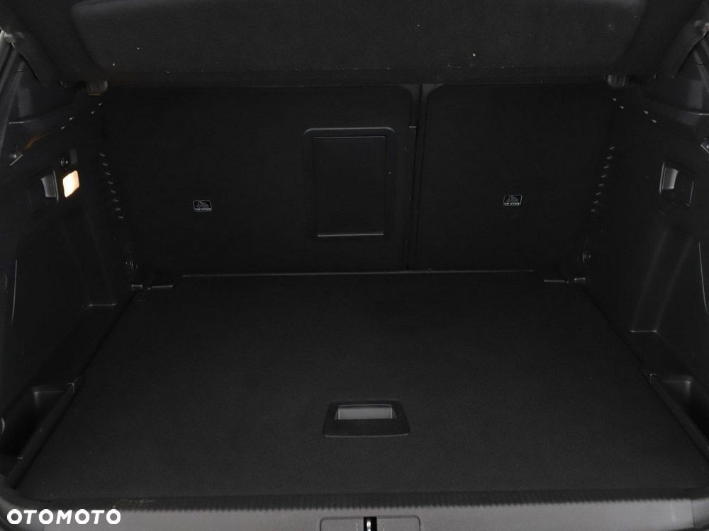Peugeot 3008 1.2 PureTech Road Trip S&S - 21