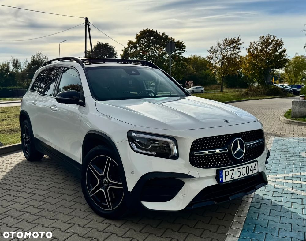 Mercedes-Benz GLB 200 AMG Line 7G-DCT - 1