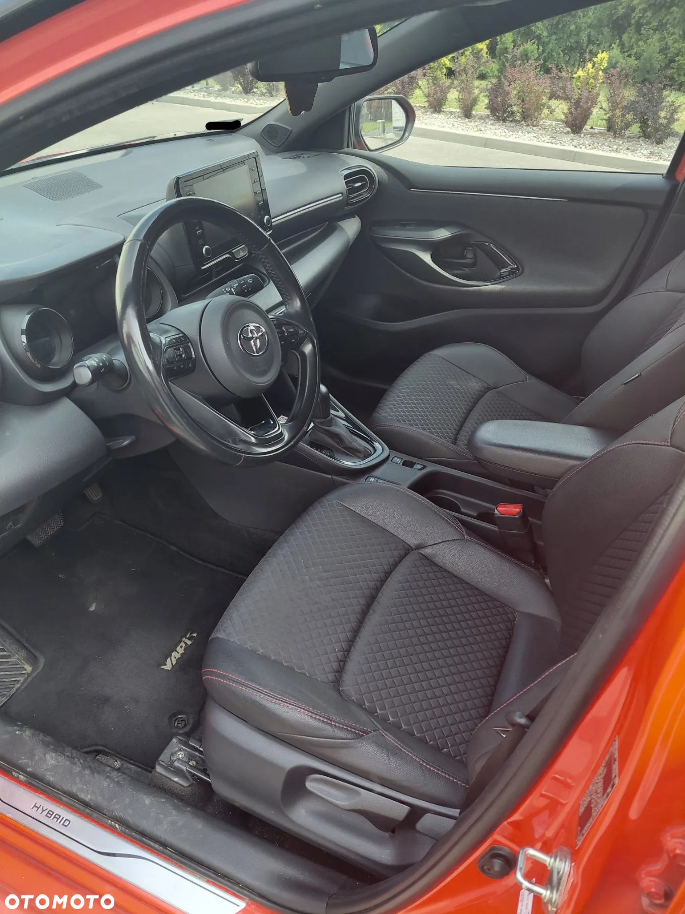 Toyota Yaris Hybrid 1.5 Premiere Edition - 9