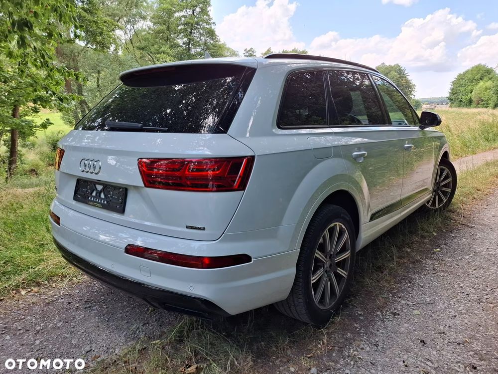 Audi Q7 - 4