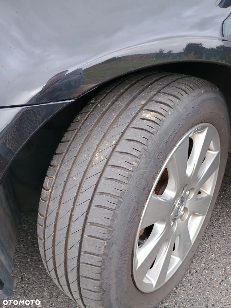 Toyota Avensis 2.0 D-4D Sol plus+NAVI - 15
