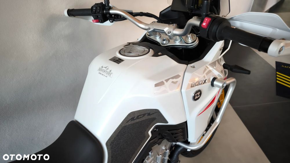 KOVE 800X Touring - 34