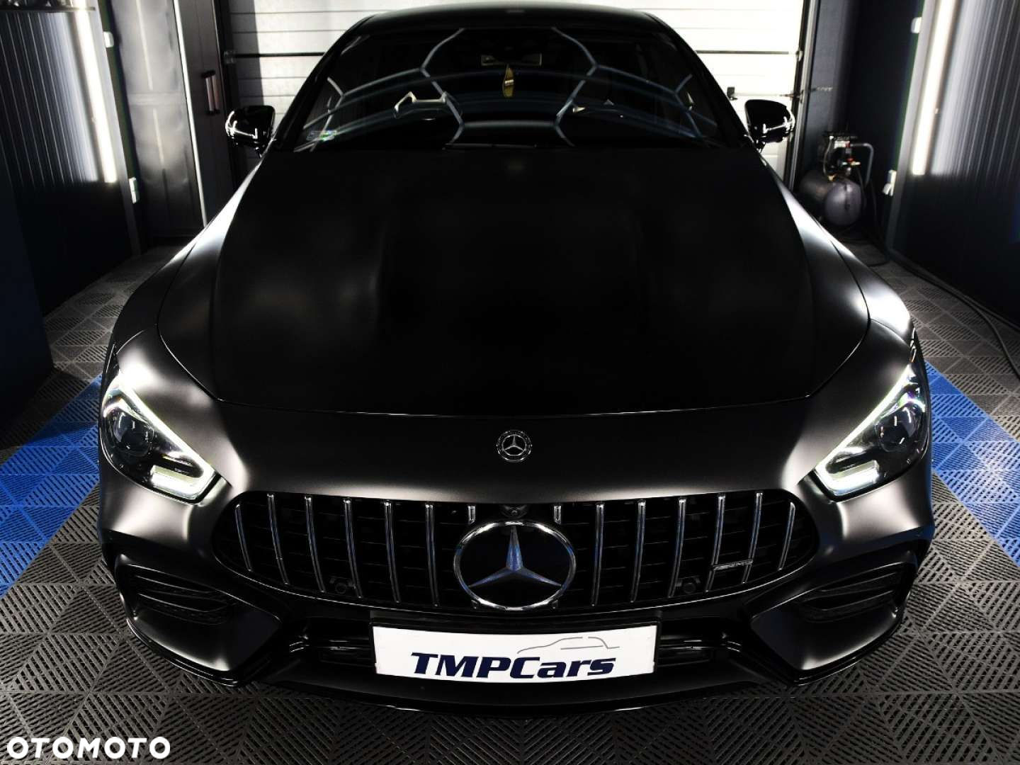 Mercedes-Benz AMG GT 43 4-Matic+ - 32