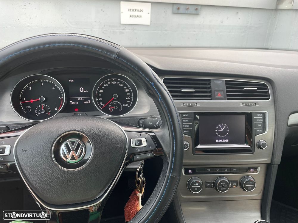 VW Golf 1.6 TDi Confortline - 1