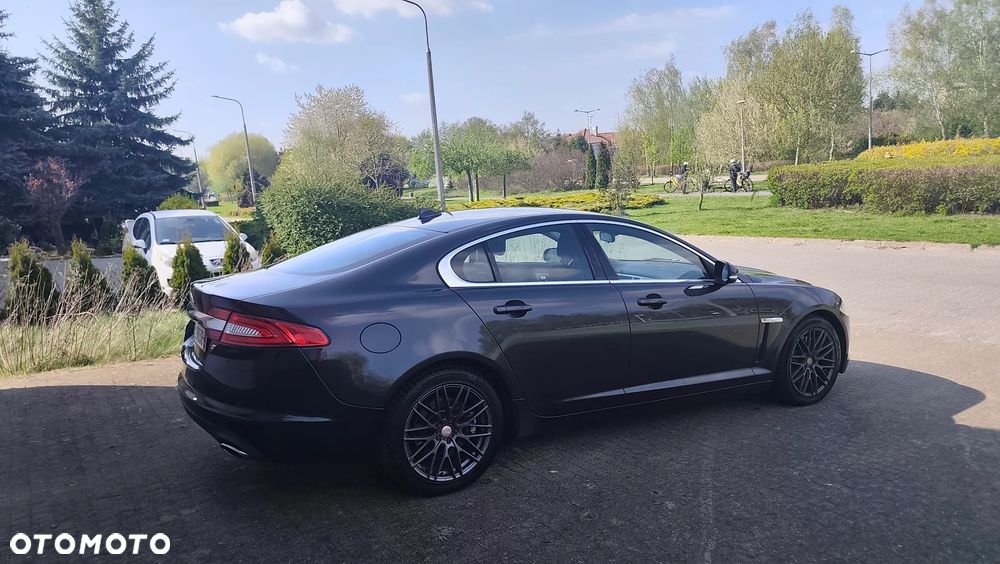 Jaguar XF 3.0 V6 S Premium Luxury - 29
