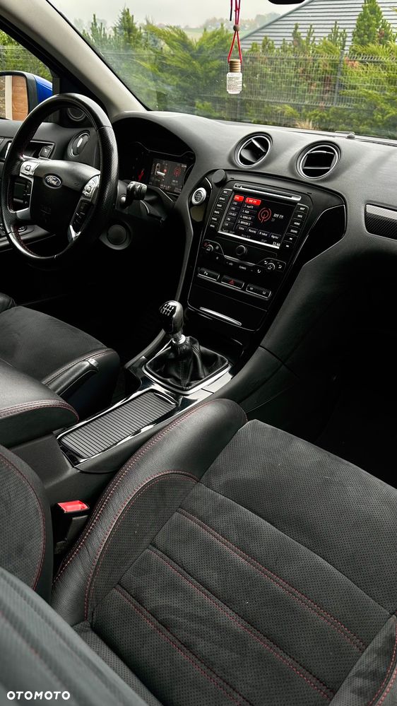 Ford Mondeo - 23