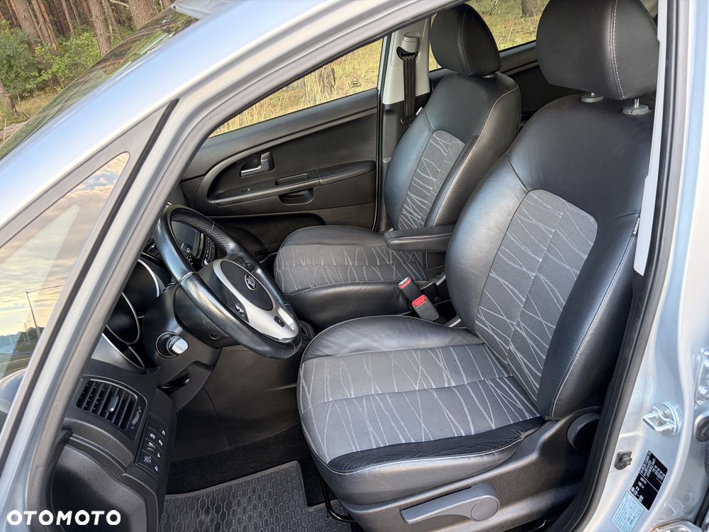 Kia Venga 1.4 Business Line - 5